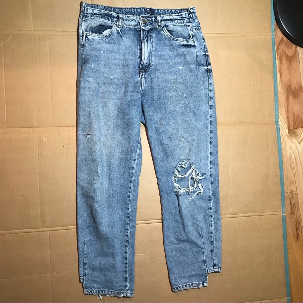 Zara Boyfriend Jeans Ripped Highwaisted